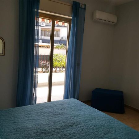 הוילה מונדלו Antigone Holiday House מראה חיצוני תמונה