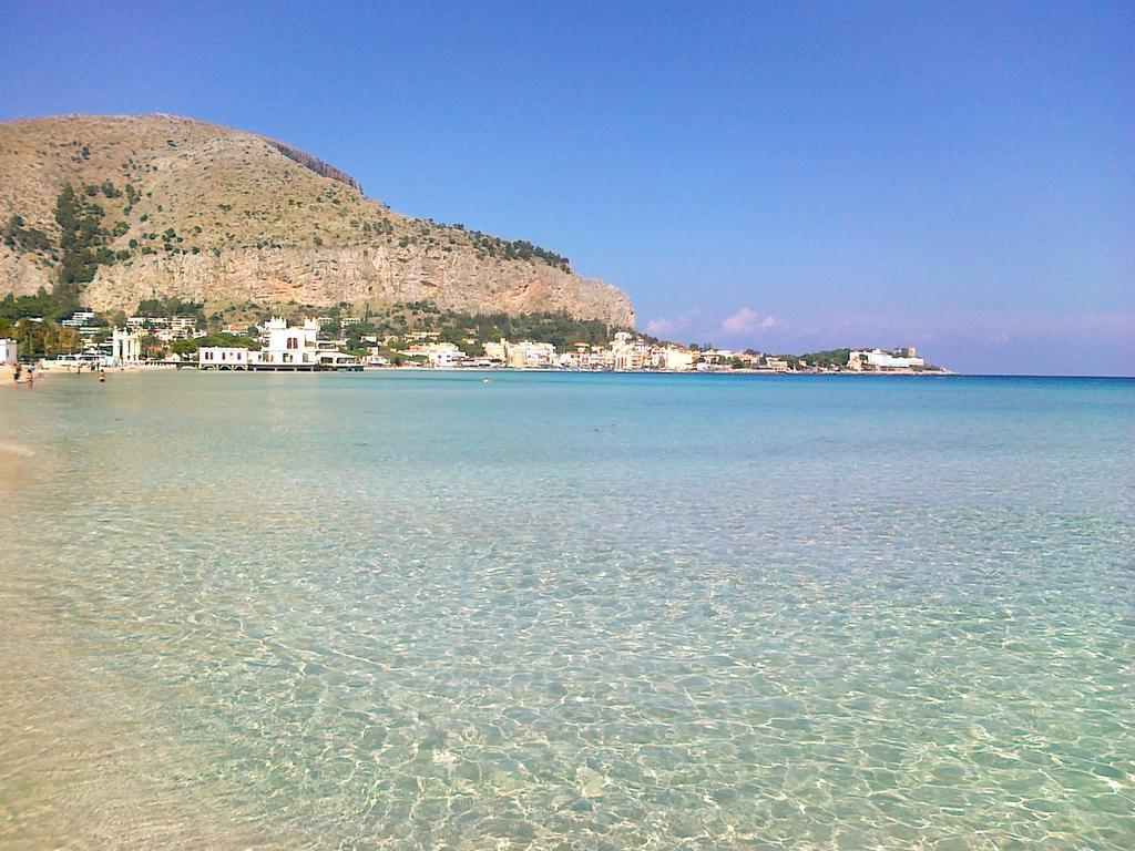 הוילה מונדלו Antigone Holiday House חדר תמונה