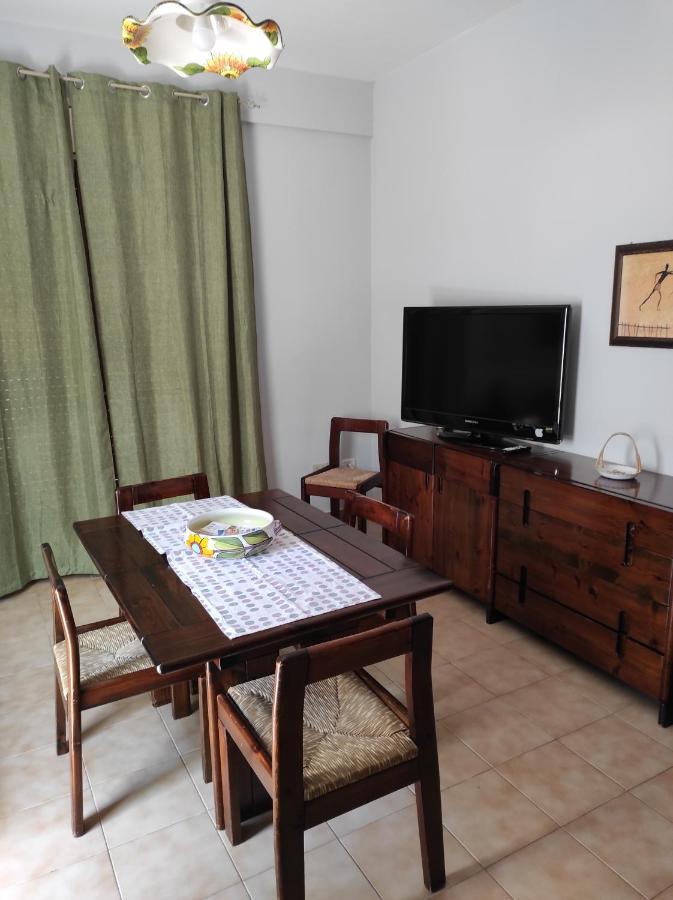 הוילה מונדלו Antigone Holiday House מראה חיצוני תמונה