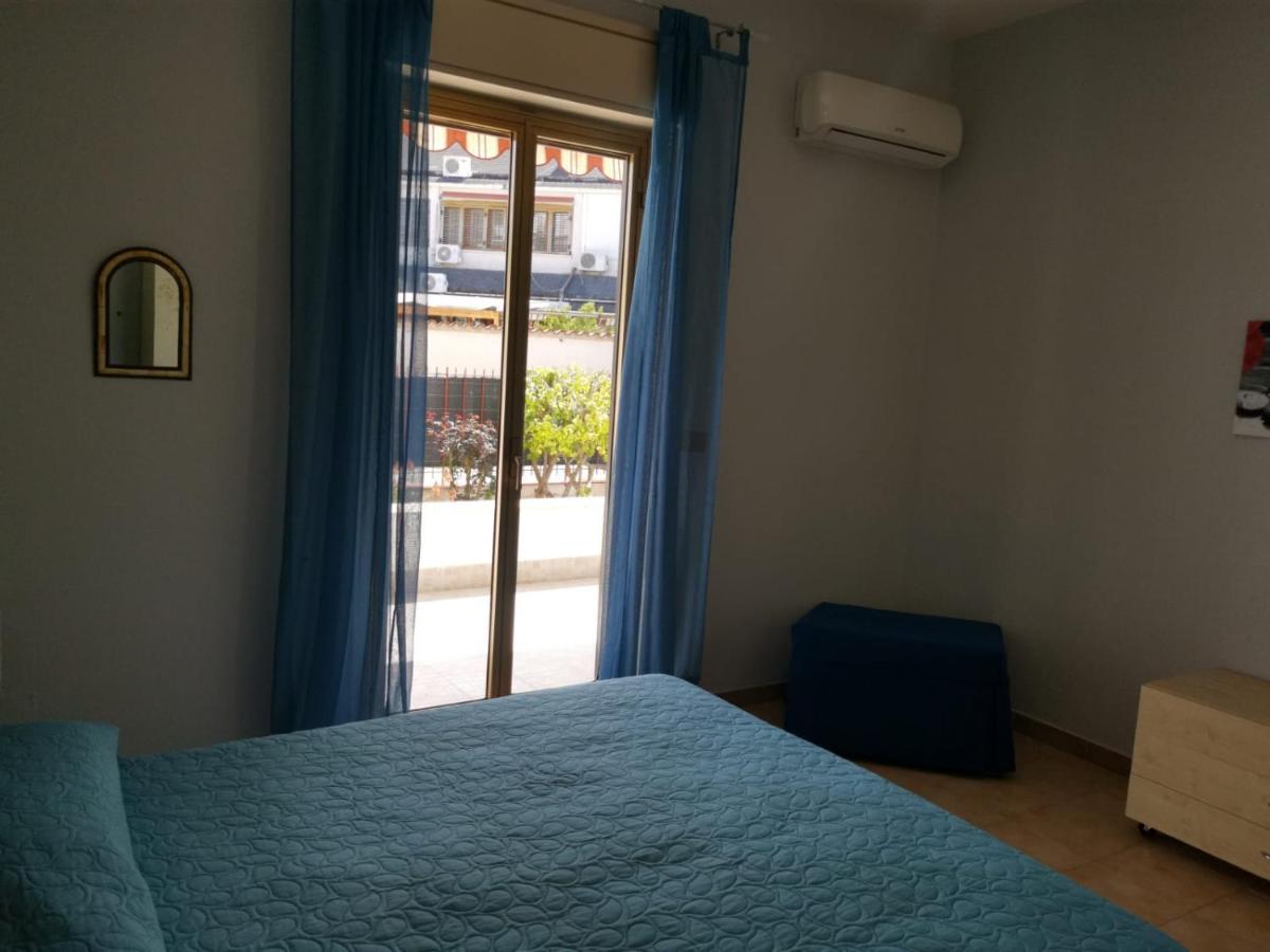 הוילה מונדלו Antigone Holiday House מראה חיצוני תמונה