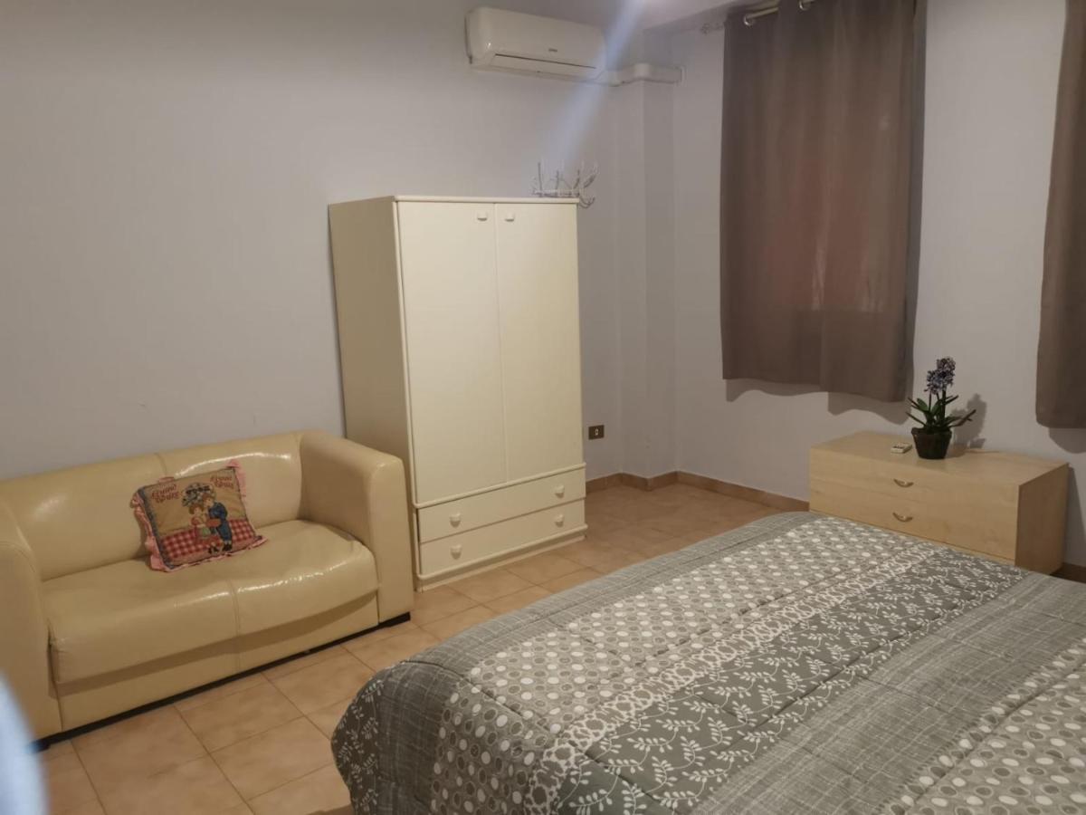 הוילה מונדלו Antigone Holiday House מראה חיצוני תמונה